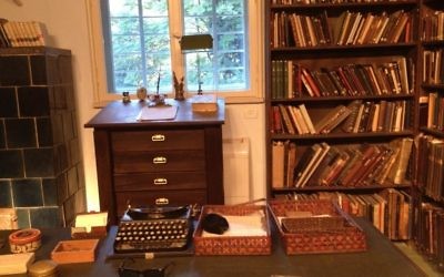 Agnon's home library (photo credit: Jessica Steinberg/Times of Israel)