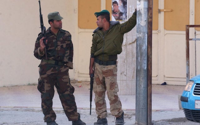 Agents de sécurité palestiniens dans la ville de Naplouse en Cisjordanie (Crédit : Wagdit ASHTIYEH / Flash90) Agents de sécurité palestiniens dans la ville de Naplouse en Cisjordanie (Crédit : Wagdit ASHTIYEH / Flash90)