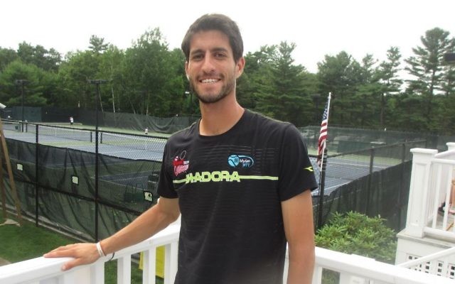 Amir Weintraub, n°2 du tennis israélien. Crédit : Howard Blas/Times of Israel)