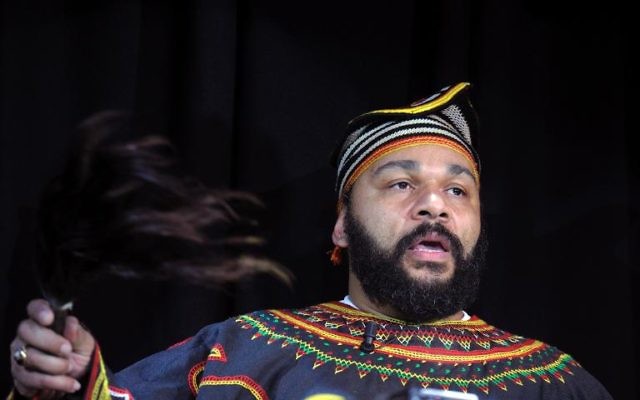 Dieudonné M'Bala M'Bala au théâtre de la Main d'Or - 11 janvier 2014 à Paris. (Crédit : AFP/Archives/Alain Jocard)