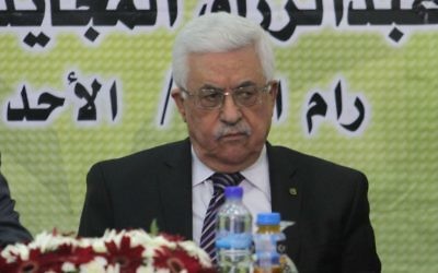 Mahmoud Abbas, président de l'Autorité palestinienne au meeting du Fatah à Ramallah, 1er septembre 2013 (Crédit : Issam Rimawi/Flash90)