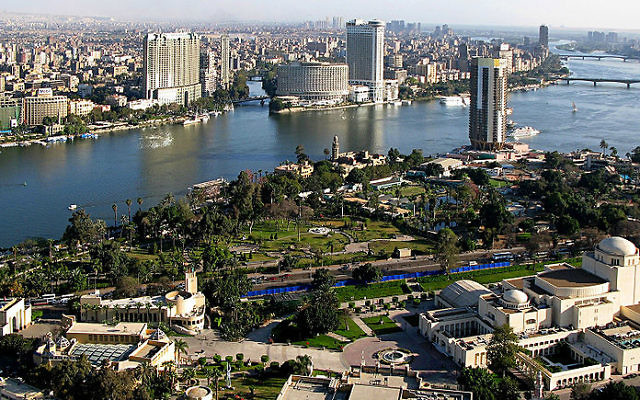 Vue du Caire, Égypte (Crédit : Raduasandei/domaine publique/Wikimedia Commons) Vue du Caire, Égypte (Crédit : Raduasandei/domaine publique/Wikimedia Commons)