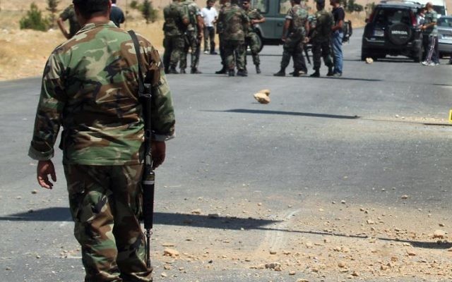 Des soldats libanais à Hermel (est du Liban), le 7 juillet 2013 
(Crédit : AFP/Archives)