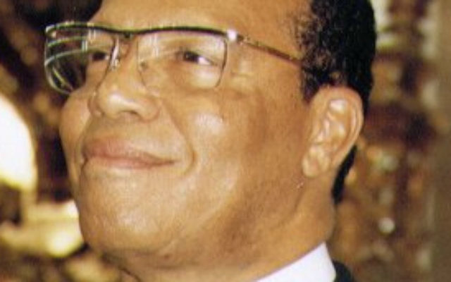 Le dirigeant de la Nation de l'islam, Louis Farrakhan (Crédit : US Embassy/domaine public/wikimedia commons)