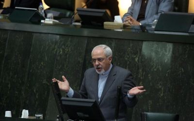 Le chef de la diplomatie iranienne, Mohammad Javad Zarif, à Téhéran, le 27 novembre 2013. (Crédit : AFP/Archives Atta Kenare) Le chef de la diplomatie iranienne, Mohammad Javad Zarif, à Téhéran, le 27 novembre 2013. (Crédit : AFP/Archives Atta Kenare)