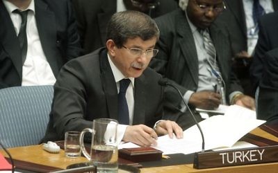 Ahmet Davutoglu (Crédit : Nations unies/Jenny Rockett)