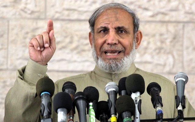 Mahmoud Al-Zahar, cofondateur du Hamas, à Gaza, en février 2010. (Crédit : Abed Rahim Khatib/Flash90) Mahmoud Al-Zahar, cofondateur du Hamas, à Gaza, en février 2010. (Crédit : Abed Rahim Khatib/Flash90)