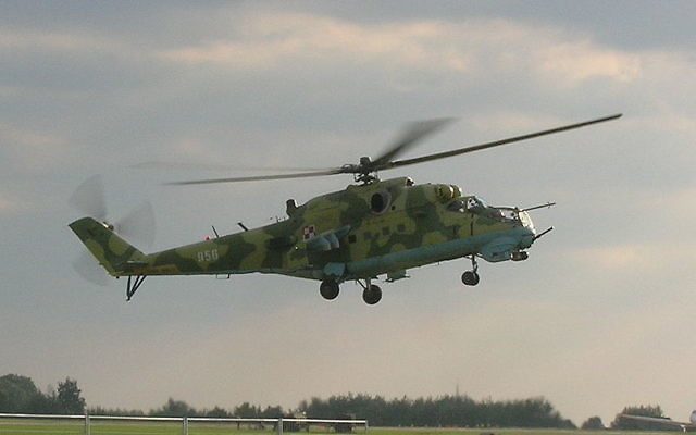 Le Mil Mi-24, plus connu sous le nom Hind, est de loin l'hélicoptère d'attaque le plus produit. La Syrie en possédait 36 avant la révolte syrienne. (Crédit : Voytek S/CC BY SA 3.0/Wikimedia commons) Le Mil Mi-24, plus connu sous le nom Hind, est de loin l'hélicoptère d'attaque le plus produit. La Syrie en possédait 36 avant la révolte syrienne. (Crédit : Voytek S/CC BY SA 3.0/Wikimedia commons)