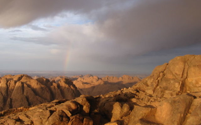 Mont Sinai (Crédit : Wikimedia commons) Mont Sinai (Crédit : Wikimedia commons)