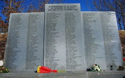Mémorial aux victimes de l'attentat de Lockerbie (Crédit : Wikimedia Commons)