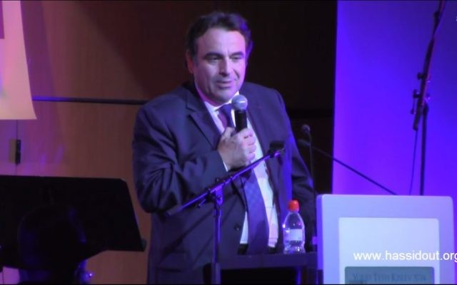 Le président du Consistoire, Joël Mergui (Crédit : capture d'ecran youtube/Hassidout Habad) Le président du Consistoire, Joël Mergui (Crédit : capture d'ecran youtube/Hassidout Habad)