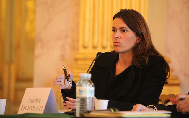 Aurélie Filippetti lors de la Journée du livre politique en 2009 (Crédit : Fondapol - Fondation pour l'innovation politique/Flickr/CC BY-SA 2.0/Wikimedia commons)