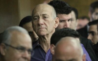 Ehud Olmert (Crédit : Ido Erez/POOL/Flash 90)