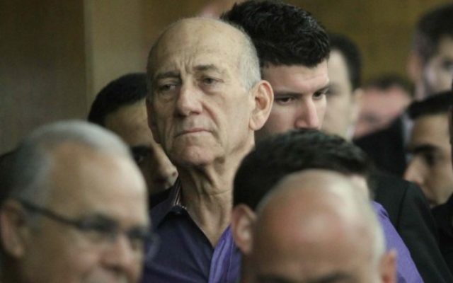 Ehud Olmert (Crédit : Ido Erez/POOL/Flash 90)