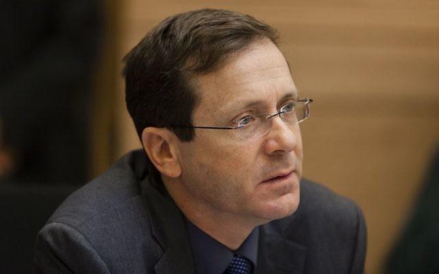 Le chef du parti Haavoda, Isaac Herzog (Crédit : Flash 90) Le chef du parti Haavoda, Isaac Herzog (Crédit : Flash 90)