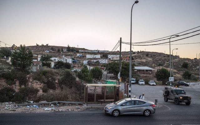 Givat Assaf, situé près de Beit El en Cisjordanie - le 5 juin 2012 (Crédit : Noam Moskowitz/Flash 90)