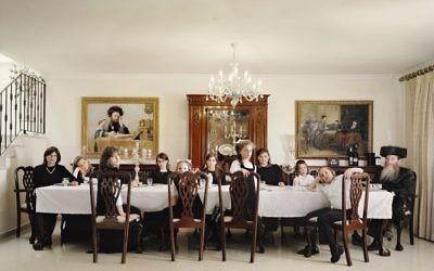 La famille Weinfeld, Snir Stream Laguna 2010, par Frederic Brenner (Crédit : Frederic Brenner/autorisation Howard Greenberg Gallery)