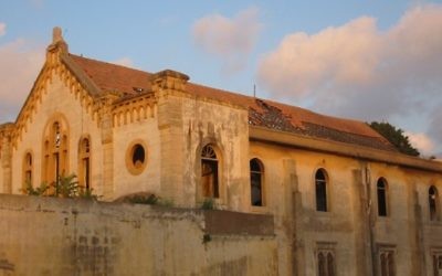 La synagogue Magen Avraham avant restauration à Beyrouth (Crédit : YC2TLV/Wikimedia commons/CC BY SA 3.0)
