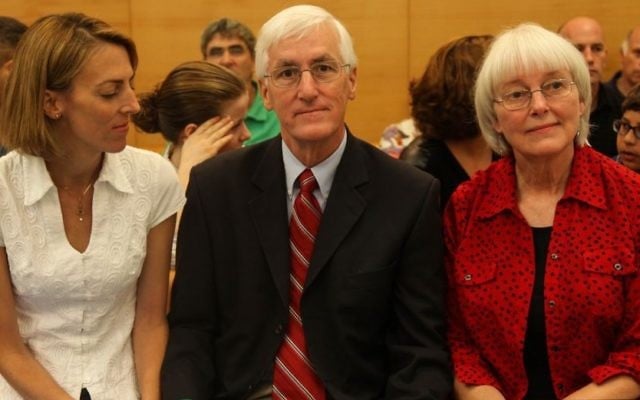 Les parents de Rachel Corrie et leur fille Sarah - 28 août 2012 (Crédit : Avishag Shaar Yashuv/Flash 90)