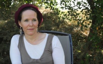 Rachel Fraenkel lors d'une interview accordée au Times of Israel (Crédit : Ricky Ben-David/Times of Israel)