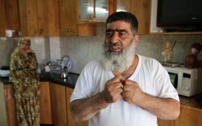 Le père de l'un des suspects Amer Abou Eisheh, accusé de l'enlèvement des trois adolescents israéliens le 12 juin (Crédit : autorisation)