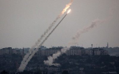 Tirs de roquette depuis la bande de Gaza (Crédit : AFP