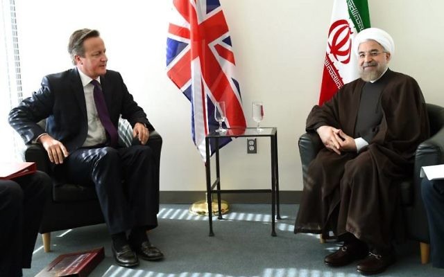 David Cameron et Hassan Rouhani (Crédit : AFP PHOTO / POOL/ Timothy A. CLARY)