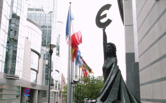 L'Espace Léopold à Bruxelles où se tiennent certaines séances plénières additionnelles du Parlement européen (Crédit : CC BY-SA stevecadman, Flickr)