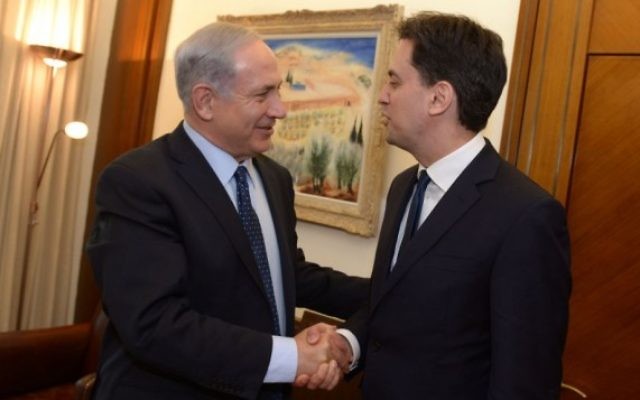 Benjamin Netanyahu et Ed Miliband à Jerusalem le 10 avril 2014 (Crédit : Haim Zach / GPO / FLASH90)
