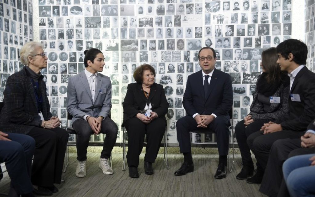 François Hollande lors du 70e anniversaire de la libération du camp d'Auschwitz au mémorial de la Shoah (Crédit : AFP)