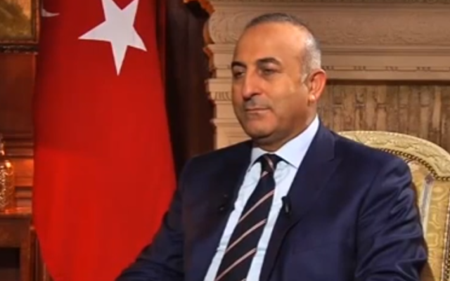 Mevlüt Cavusoglu, ministre turc des Affaires étrangères. (Crédit : capture d'écran YouTube) Mevlüt Cavusoglu, ministre turc des Affaires étrangères. (Crédit : capture d'écran YouTube)