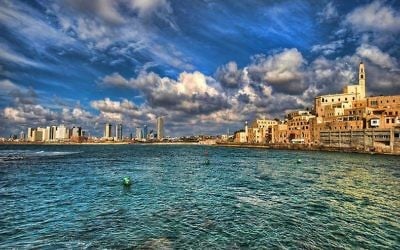 Une vue spectaculaire sur le port de Jaffa (Crédit : Ron Shoshani)