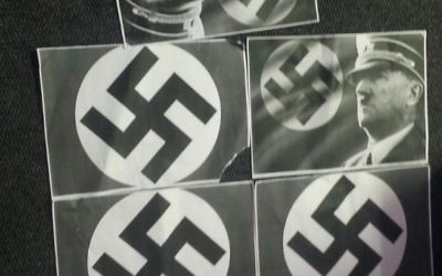 Les images d'une croix gammée et d'Hitler affichée à l'universite de Cape Town en Afrique du Sud le 18 mars 2015 (Crédit : Autorisation Saujs Cape Town)