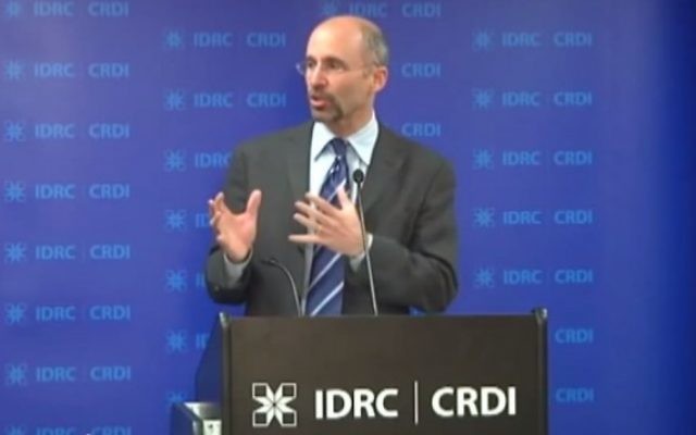 Robert Malley, ex-conseiller de Barack Obama et ancien négociateur américain de l'accord sur le nucléaire iranien (Capture d'écran Youtube) Robert Malley, ex-conseiller de Barack Obama et ancien négociateur américain de l'accord sur le nucléaire iranien (Capture d'écran Youtube)