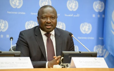 Le Dr Lassina Zerbo, secrétaire exécutif du CTBTO pendant une conférence de presse. (Crédit : Wikimedia/Creative Commons/The Official CTBTO Photostream)