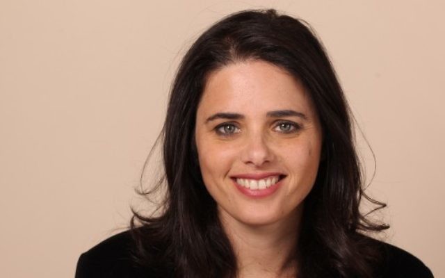 La députée Ayelet Shaked du parti HaBayit HaYehudi, le 3 février 2013 (Crédit photo: Flash90) La députée Ayelet Shaked du parti HaBayit HaYehudi, le 3 février 2013 (Crédit photo: Flash90)