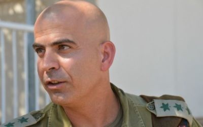 Le colonel Ghassan Alian lors d'une patrouille près de la ville de Jénine en Cisjordanie le 30 juillet 2013 (Crédit : Yossi Zeliger / Flash90)