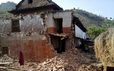 Une maison au Népal, après le tremblement de terre  (Crédit : Tevel b’Tzedek)