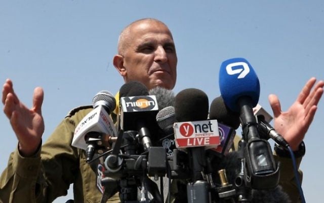 Le commandant de la région Sud, Sami Turgeman, pendant une conférence de presse, le 5 août 2014. (Crédit : Gideon Markowicz / Flash90) Le commandant de la région Sud, Sami Turgeman, pendant une conférence de presse, le 5 août 2014. (Crédit : Gideon Markowicz / Flash90)