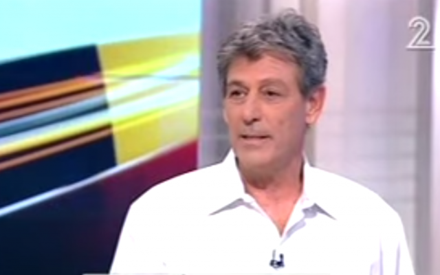 Capture d'écran de Ram Ben Barak lors d'une émission TV israélienne - 17 juillet 2015 (Crédit : Deuxième chaîne)