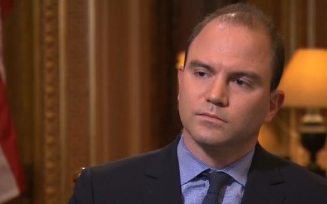Ben Rhodes, conseiller adjoint de la Maison Blanche pour la sécurité nationale  (Crédit : capture d'écran/CNN)