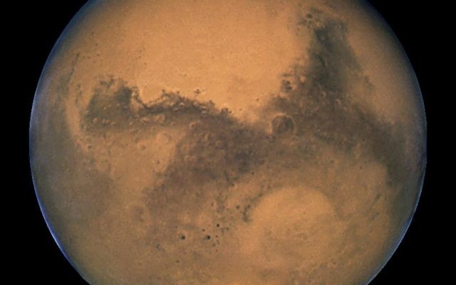 La planète Mars en 2003 (Crédit : NASA, ESA, and The Hubble Heritage Team / STScI/AURA) La planète Mars en 2003 (Crédit : NASA, ESA, and The Hubble Heritage Team / STScI/AURA)