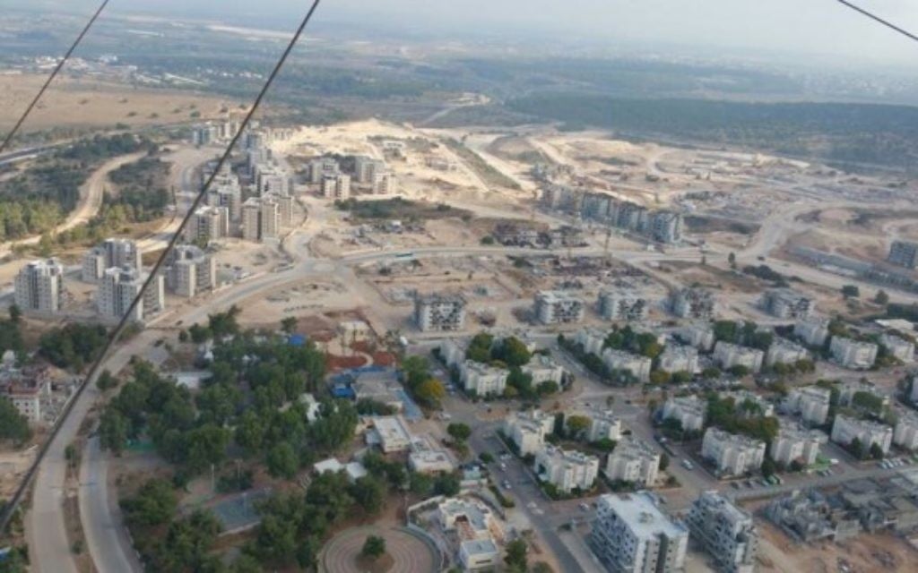 Vue aérienne de Harish, août 2015 (Photo: Facebook) Vue aérienne de Harish, août 2015 (Photo: Facebook)