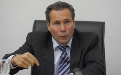 Alberto Nisman pendant une conférence de presse à Buenos Aires, le 20 mai 2009. (Crédit : Juan Mabromata/AFP)