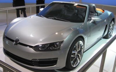 Une Volkswagen Bluesport photographiée au Salon de l'Auto à Washington DC en 2009 (Crédit : IFCAR/Domaine public)