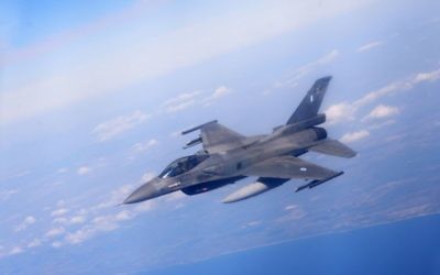 Un F-16 israélien durant l'exercice "Drapeau bleu" qui rassemble les Armées de l’Air israélienne, américaine, grecque et polonaise contre un État ennemi fictif (Crédit : Armée de l'air israélienne) Un F-16 israélien durant l'exercice "Drapeau bleu" qui rassemble les Armées de l’Air israélienne, américaine, grecque et polonaise contre un État ennemi fictif (Crédit : Armée de l'air israélienne)