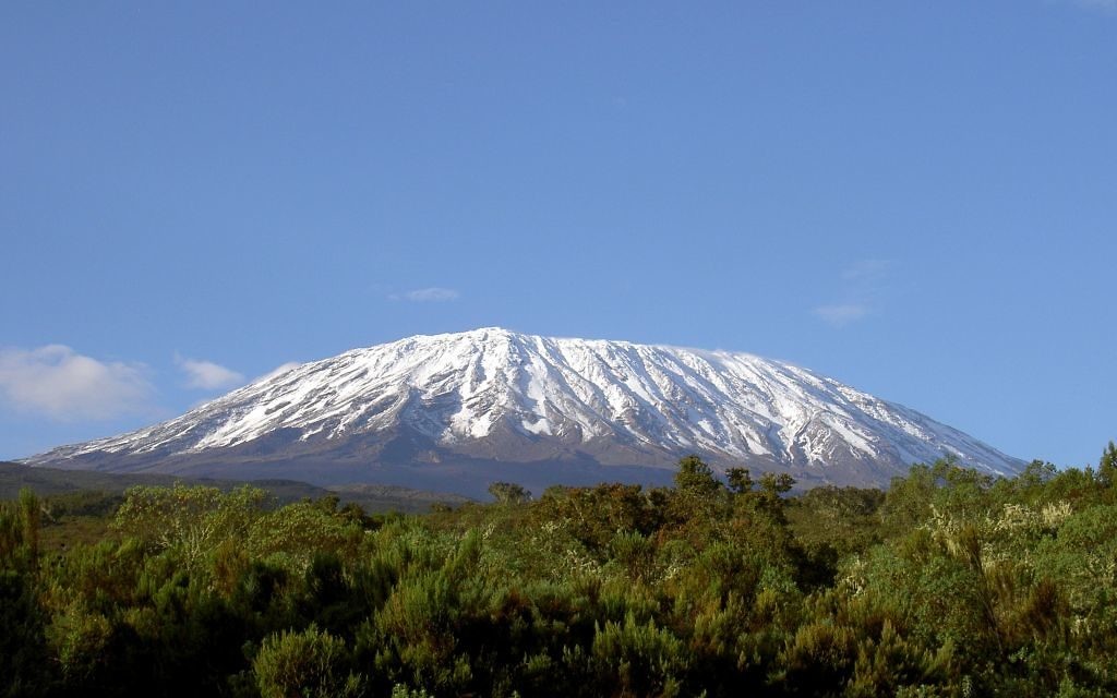 Mont Kilimanjaro (Crédit : Wikipédia : CC-BY-SA-3.0) Mont Kilimanjaro (Crédit : Wikipédia : CC-BY-SA-3.0)