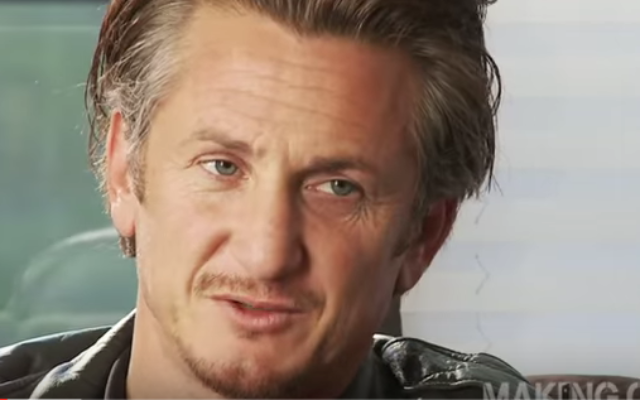 Capture d’écran : YouTube/Sean Penn: Reel Life, Real Stories Capture d’écran : YouTube/Sean Penn: Reel Life, Real Stories