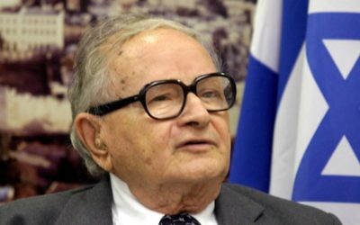 Rafi Eitan, l'homme qui a géré Pollard et qui est devenu plus tard un ministre du gouvernement, le 6 septembre 2006 (Crédit : Orel Cohen / flash 90)