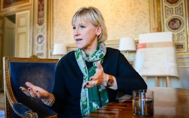 Margot Wallström, ministre suédoise des Affaires étrangères, dans son bureau à Stockholm, le 31 octobre 2014. (Crédit : Jonathan Nackstrand/AFP) Margot Wallström, ministre suédoise des Affaires étrangères, dans son bureau à Stockholm, le 31 octobre 2014. (Crédit : Jonathan Nackstrand/AFP)